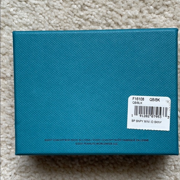 🔥🌟RARE NWTs Coach x Peanuts Boxed Mini Skinny ID - Picture 10 of 10